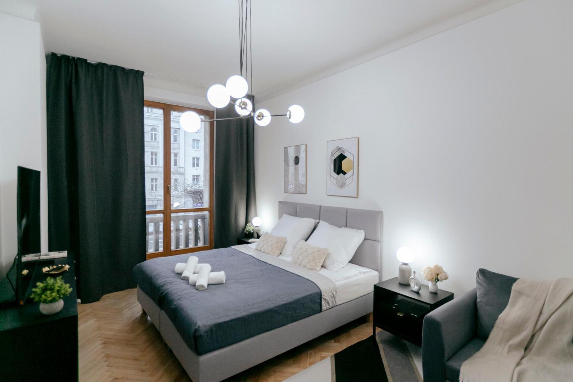 Aleje Jerozolimskie 42 - Parking Free - Better Apartament *