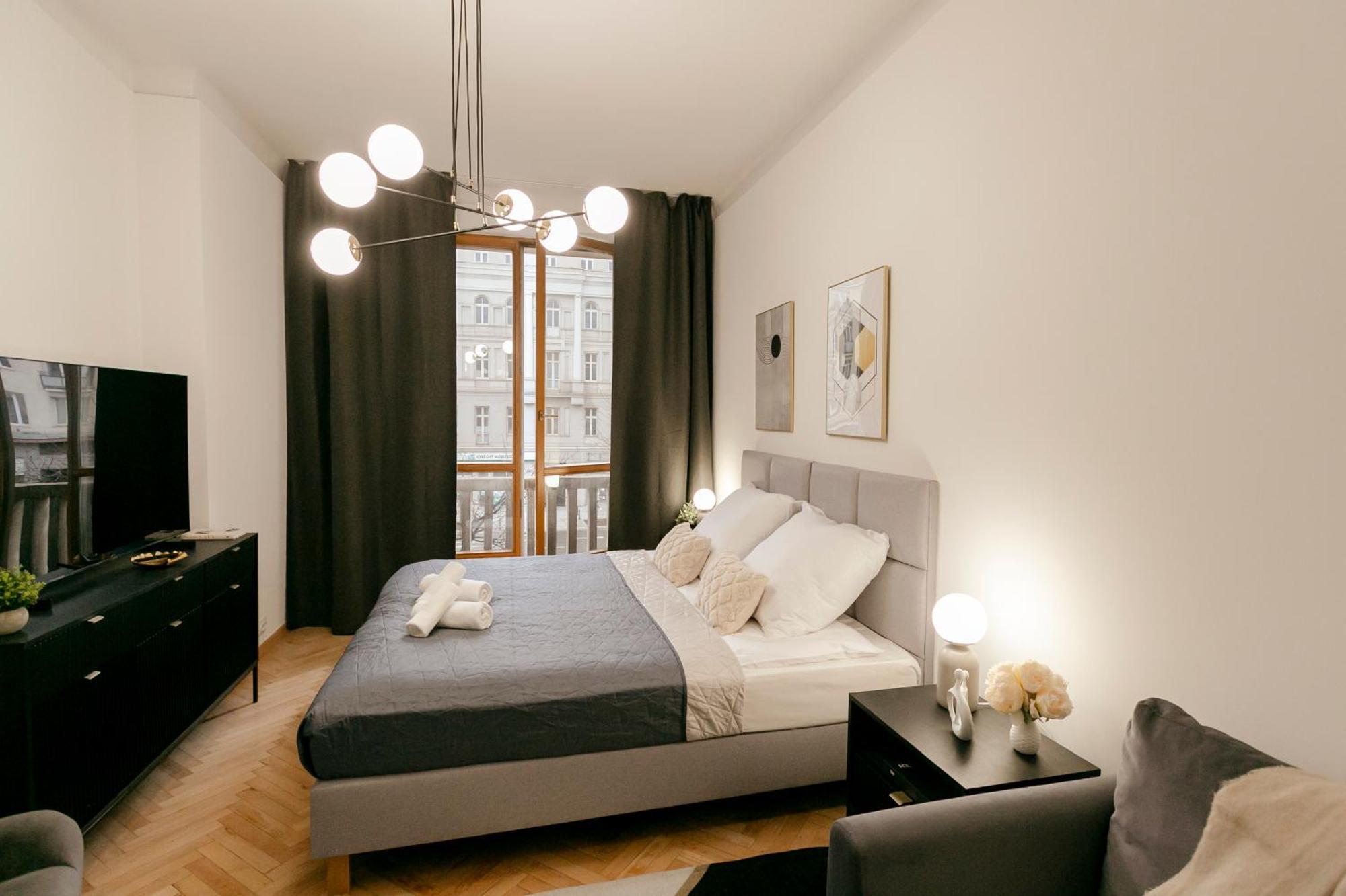 Aleje Jerozolimskie 42 - Parking Free - Better Apartament *