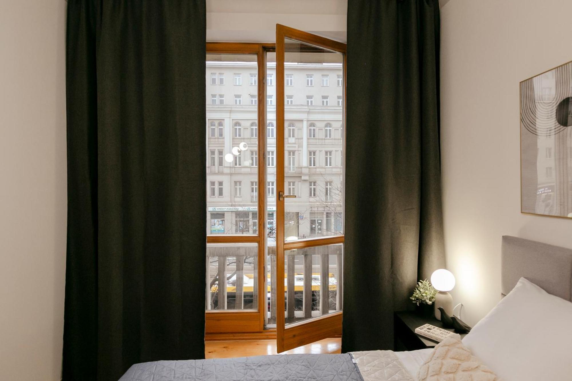 Aleje Jerozolimskie 42 - Parking Free - Better Apartament *