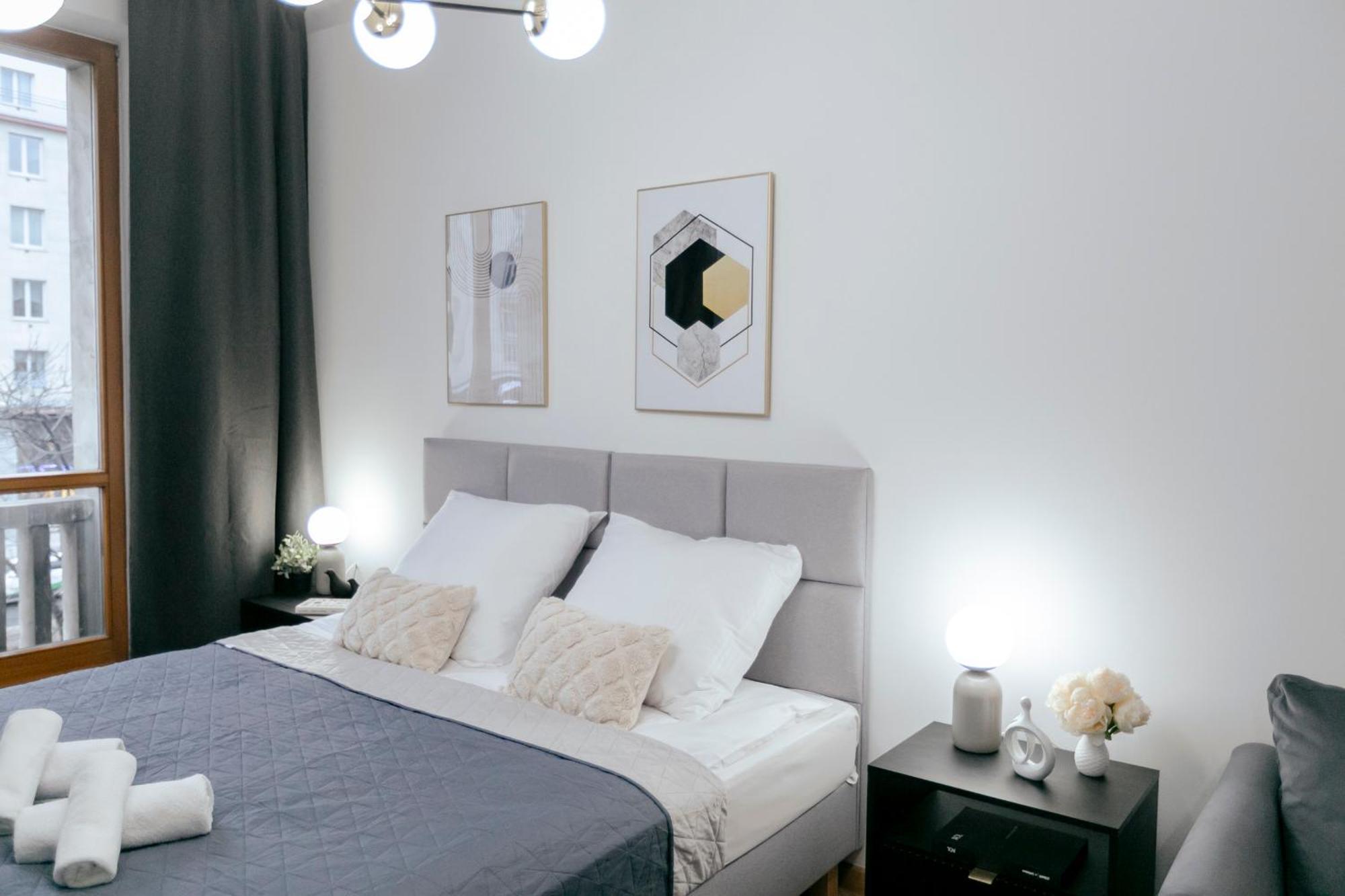 Aleje Jerozolimskie 42 - Parking Free - Better Apartament Warszawa