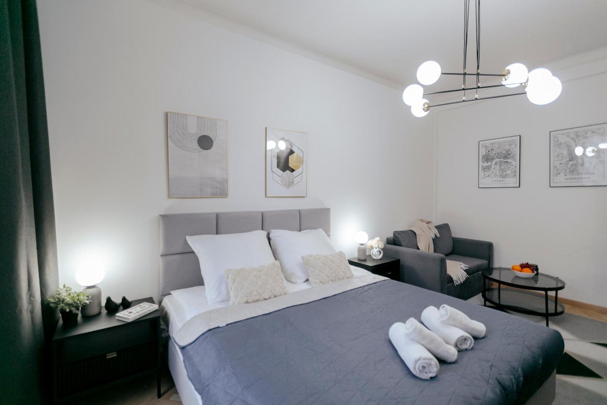 Aleje Jerozolimskie 42 - Parking Free - Better Apartament *